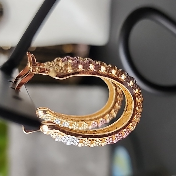 Gold Filled Oval Hoop Earrings Tricolor Cutout Design - Picture 3 of 5